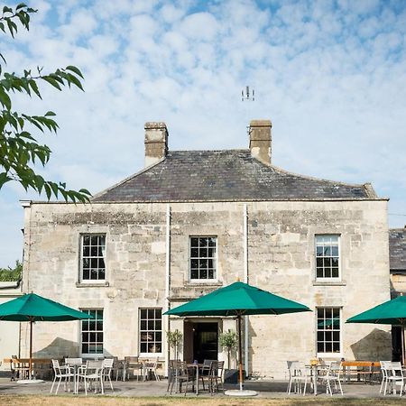 The Castle Inn Bradford-On-Avon ภายนอก รูปภาพ