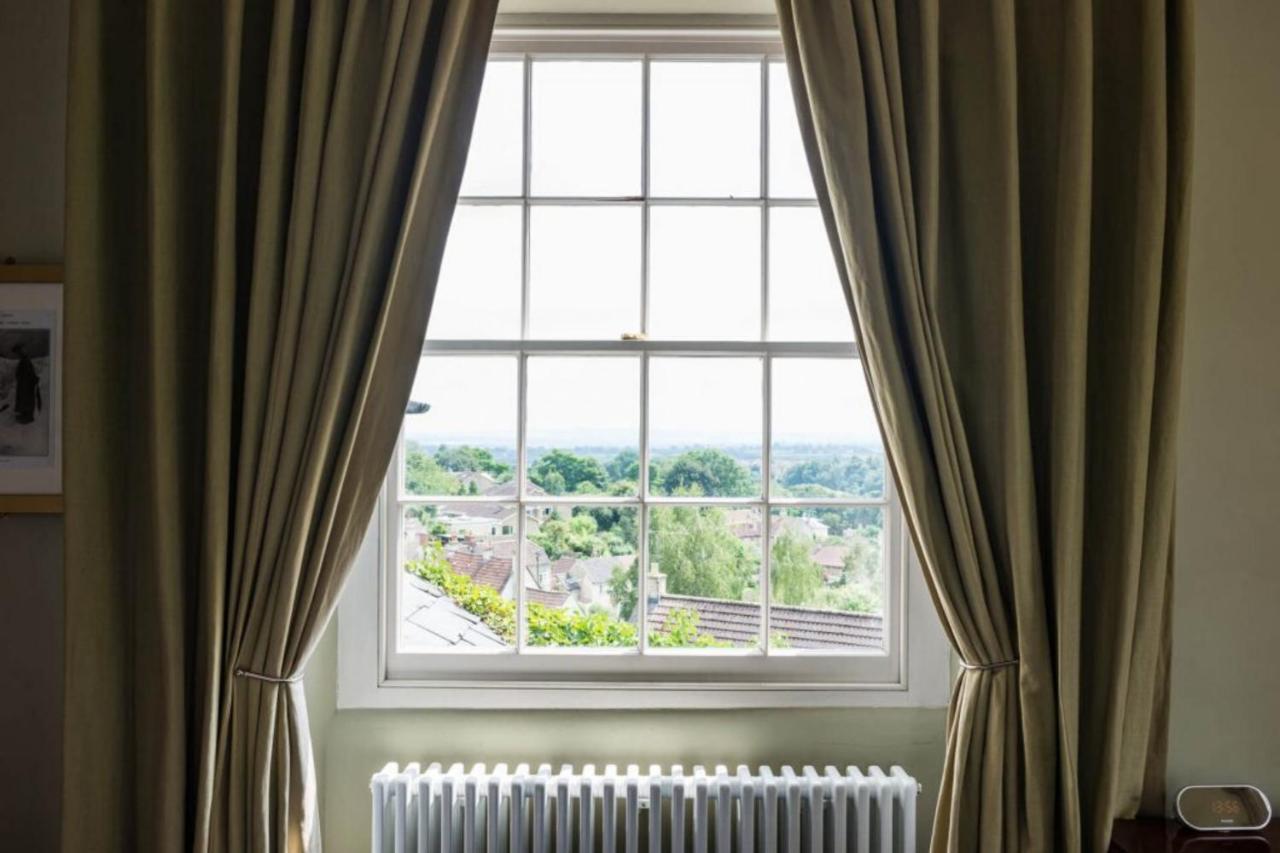 The Castle Inn Bradford-On-Avon ภายนอก รูปภาพ